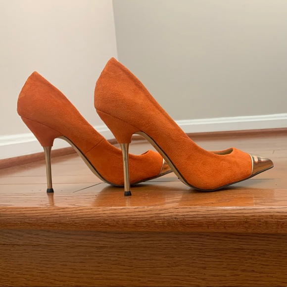 Shoes - Picture 5 of 6